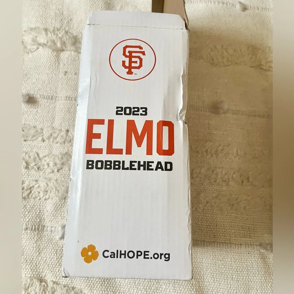 ELMO -SF Giants Sesame Street Elmo Bobblehead 7/30 2023 SGA Bobble San Francisco - Picture 6 of 7